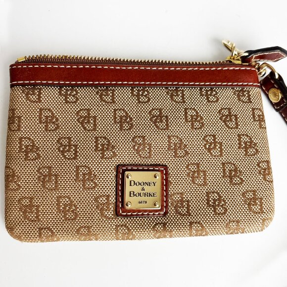 Dooney & Bourke Logo Canvas Wristlet with Key Ring Retro Chic Small Wallet - Picture 2 of 6